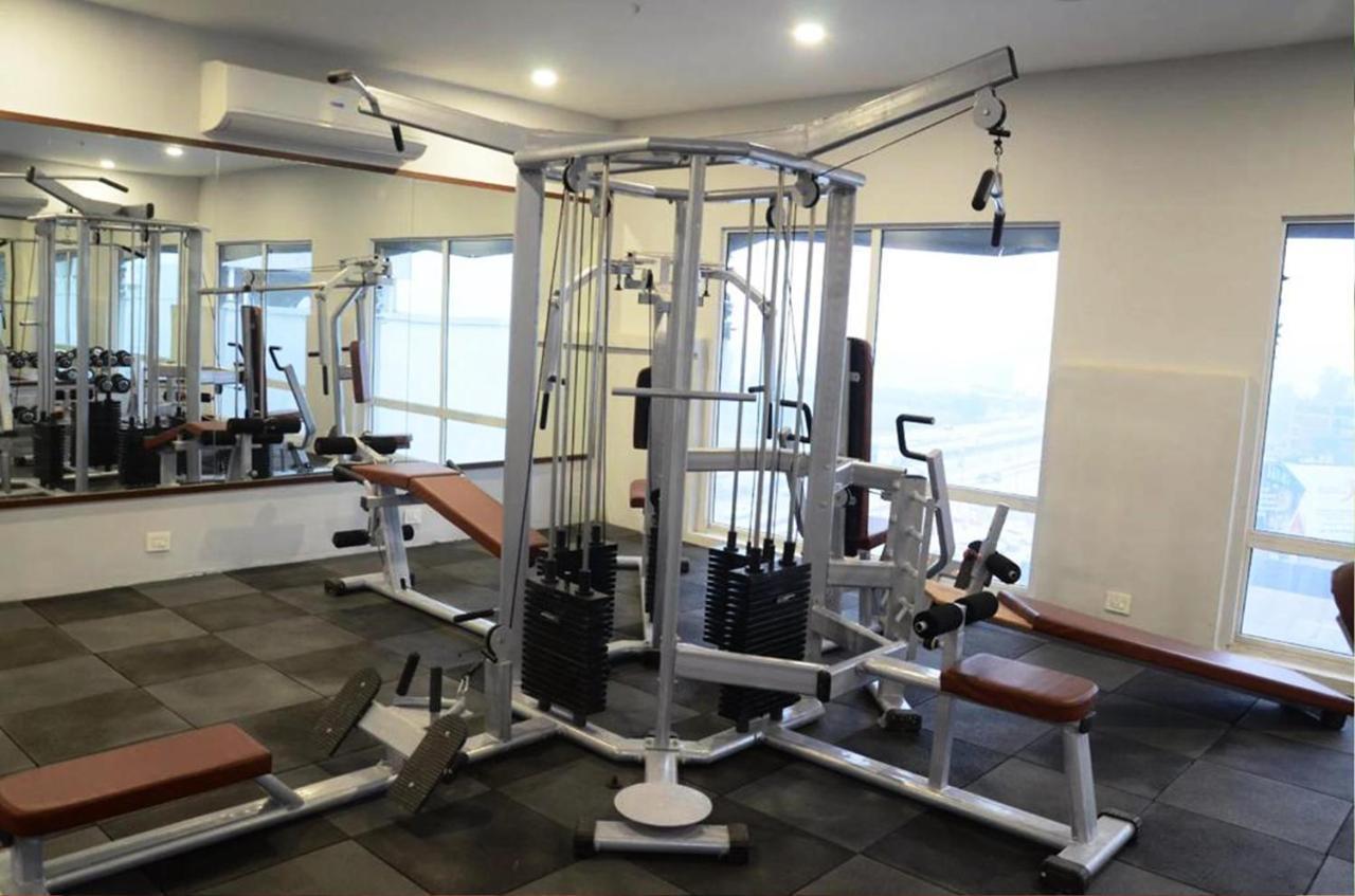 Hotel Citi Inn Grande Zirakpur Экстерьер фото